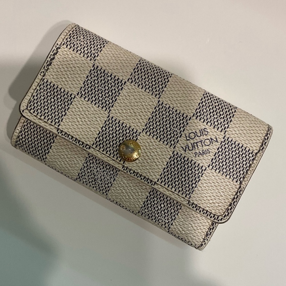 Louis Vuitton Cream and Black Wallet with Damier Pattern